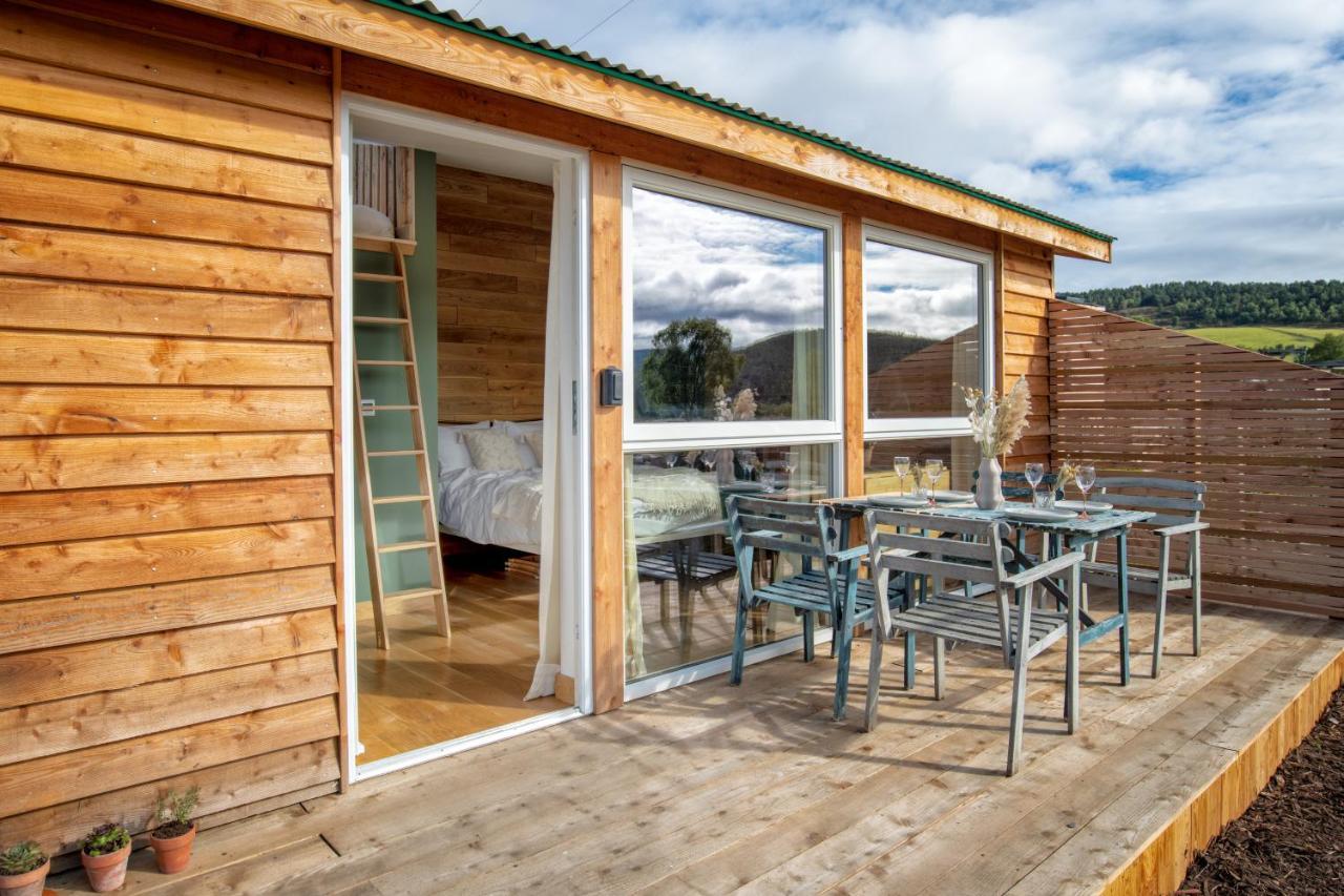 Alba - Charming Boutique Forest View Cabin With Hot Tub In Ballater Exterior photo