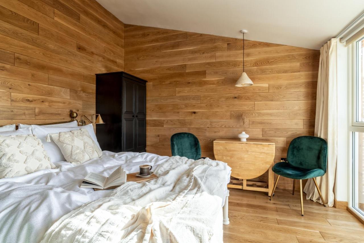 Alba - Charming Boutique Forest View Cabin With Hot Tub In Ballater Exterior photo